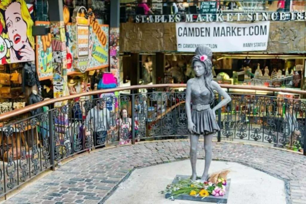 Stylish Studio Apartment Camden Londra Esterno foto